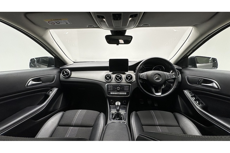 Used Mercedes-Benz GLA 2019 for sale - 78045108: Photo 2