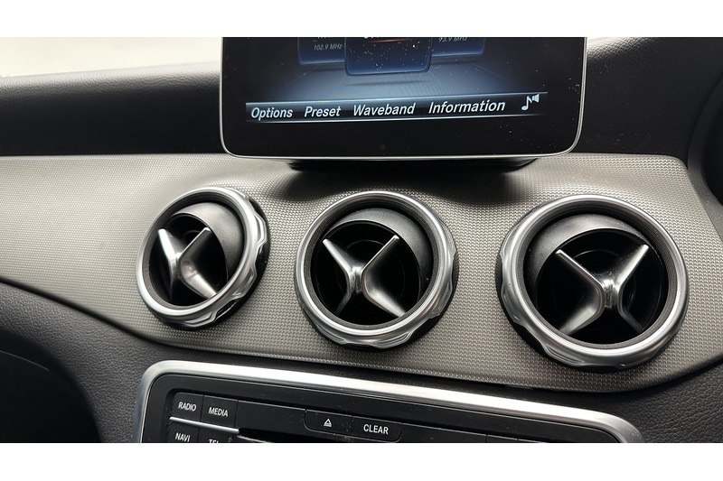 Used Mercedes-Benz GLA 2019 for sale - 78045108: Photo 40