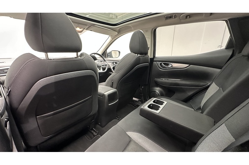 Used Nissan Qashqai 2018 for sale - 77781167: Photo 24