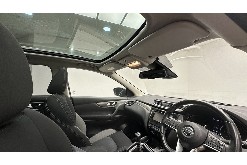 Used Nissan Qashqai 2018 for sale - 77781167: Photo 32