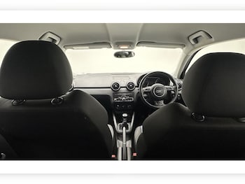 Used Audi A1 2018 for sale - 77677143: Photo