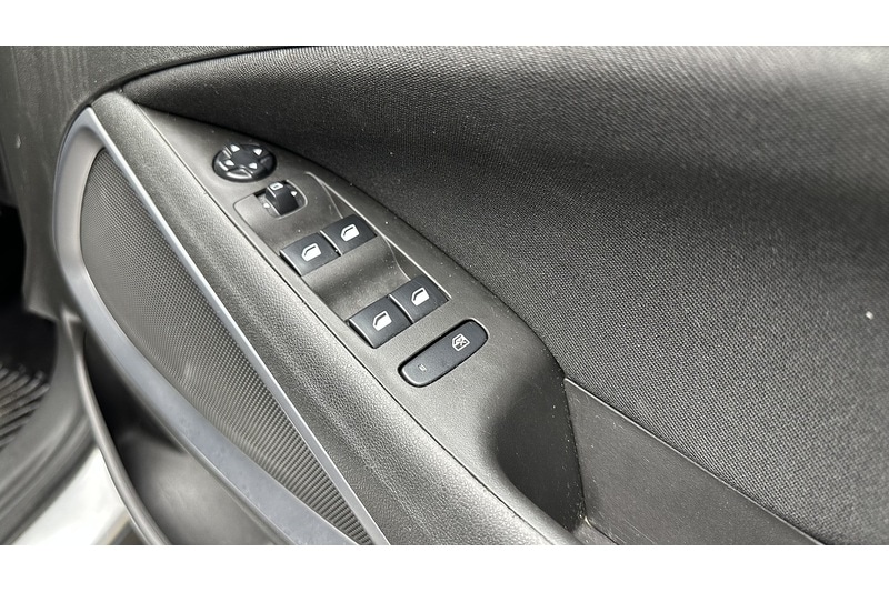 Used Vauxhall Crossland X 2019 for sale - 77272377: Photo 31