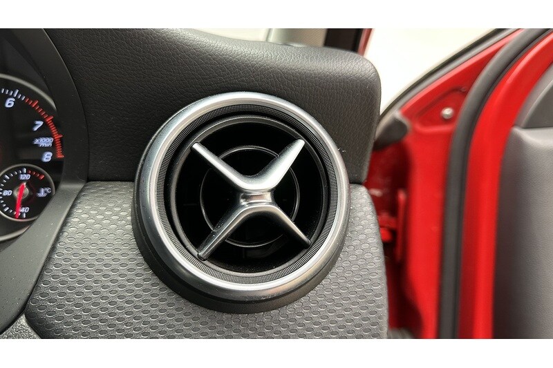 Used Mercedes-Benz A-Class 2017 for sale - 78129529: Photo 32