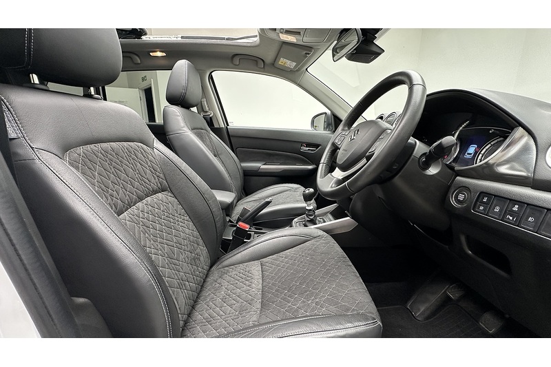 Used Suzuki Vitara 2023 for sale - 77272373: Photo 33