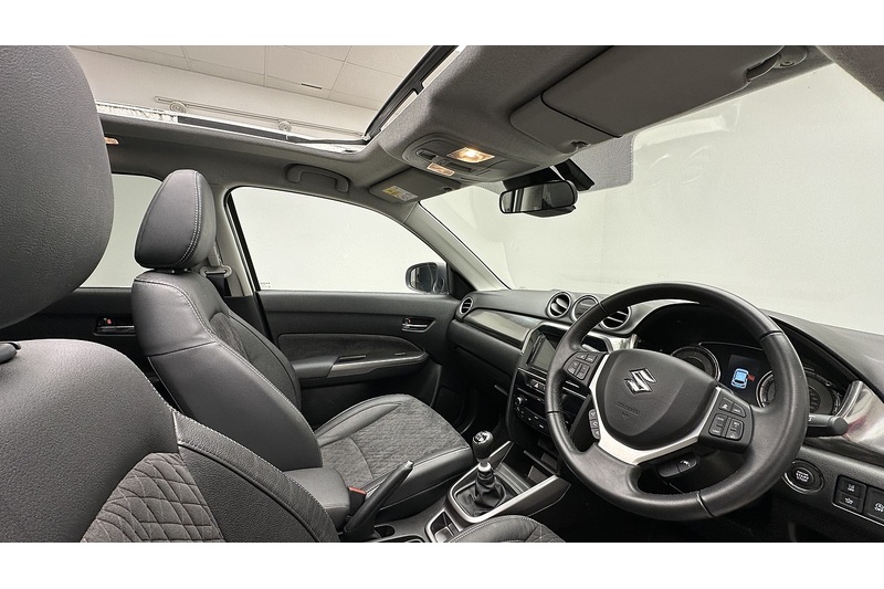 Used Suzuki Vitara 2023 for sale - 77272373: Photo 35