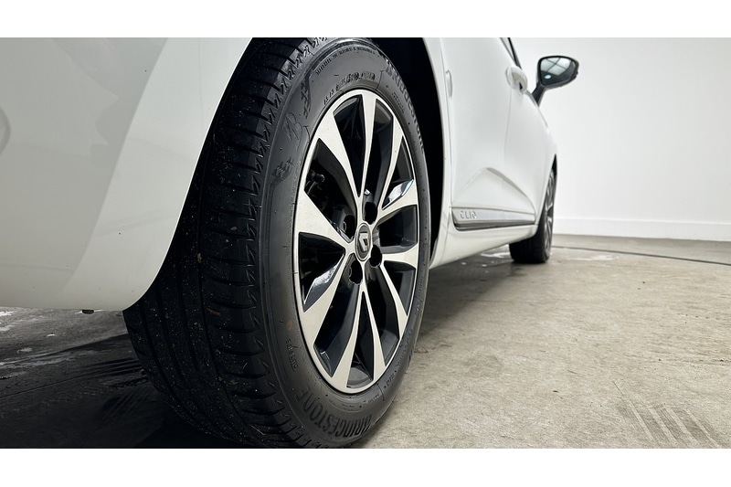 Used Renault Clio 2021 for sale - 76784345: Photo 15