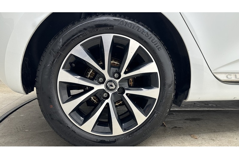 Used Renault Clio 2021 for sale - 76784345: Photo 16