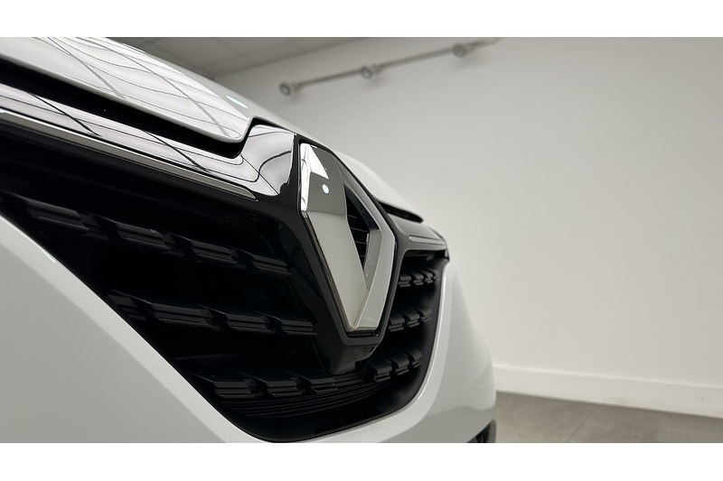 Used Renault Clio 2021 for sale - 76784345: Photo 18