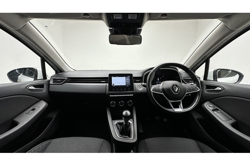 Used Renault Clio 2021 for sale - 76784345: Photo 2