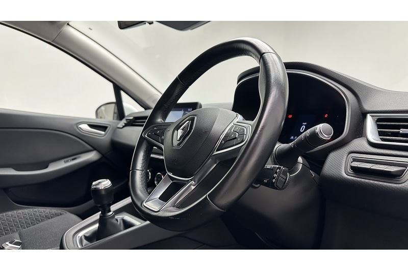 Used Renault Clio 2021 for sale - 76784345: Photo 27