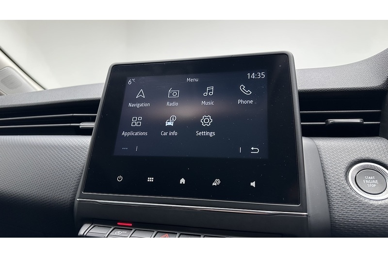 Used Renault Clio 2021 for sale - 76784345: Photo 37