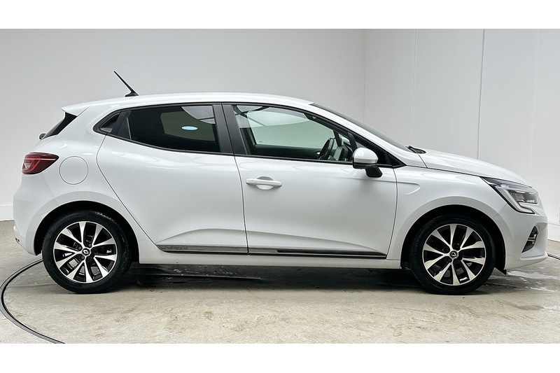 Used Renault Clio 2021 for sale - 76784345: Photo 6
