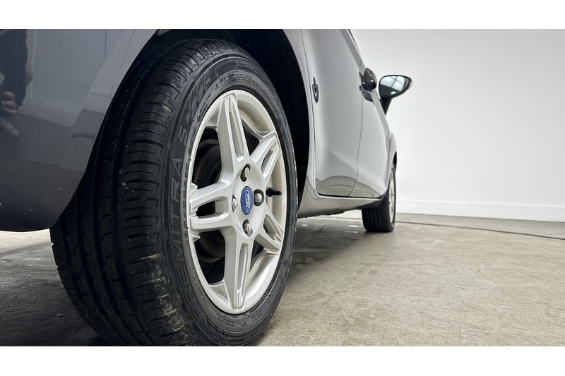 Used Ford Fiesta 2013 for sale - 77984879: Photo 15