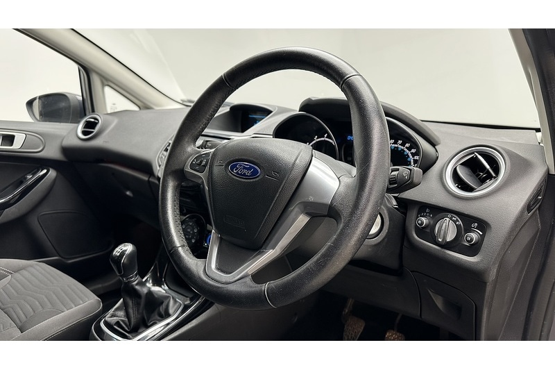 Used Ford Fiesta 2013 for sale - 77984879: Photo 28