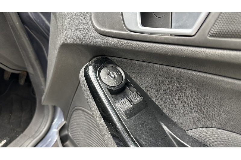 Used Ford Fiesta 2013 for sale - 77984879: Photo 29