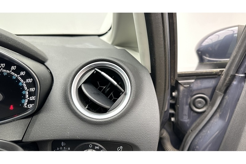 Used Ford Fiesta 2013 for sale - 77984879: Photo 31