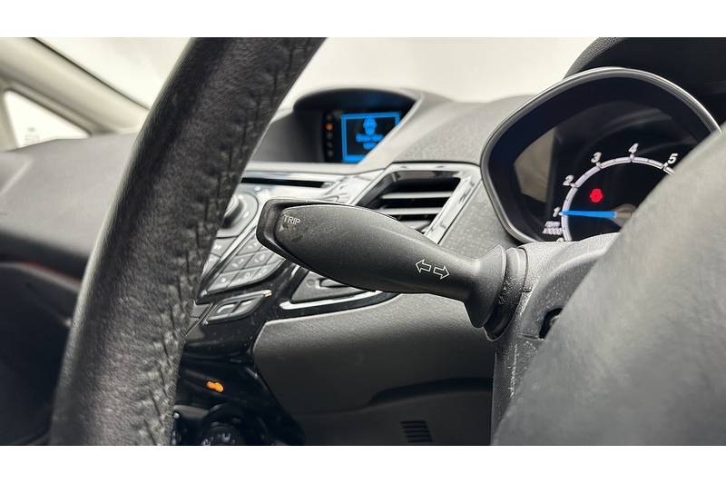 Used Ford Fiesta 2013 for sale - 77984879: Photo 33