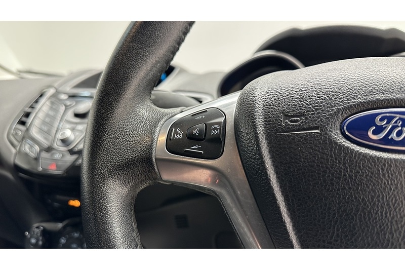 Used Ford Fiesta 2013 for sale - 77984879: Photo 35