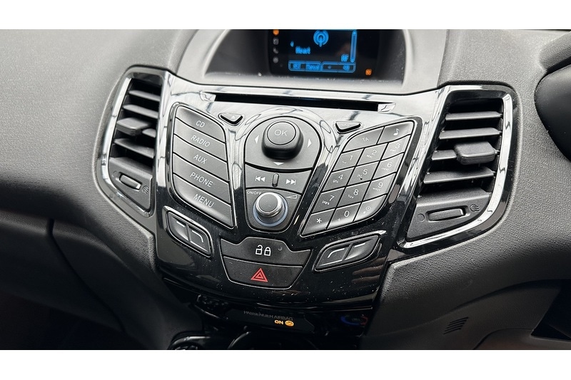 Used Ford Fiesta 2013 for sale - 77984879: Photo 37