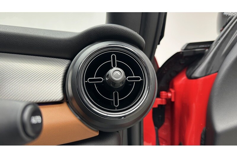 Used MINI Convertible 2023 for sale - 77502626: Photo 28