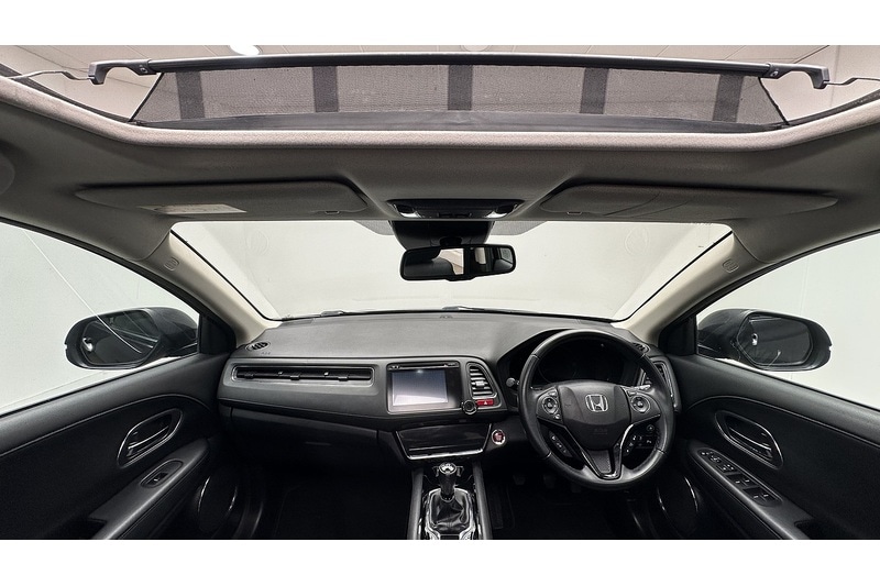 Used Honda HR-V 2016 for sale - 77953436: Photo 2