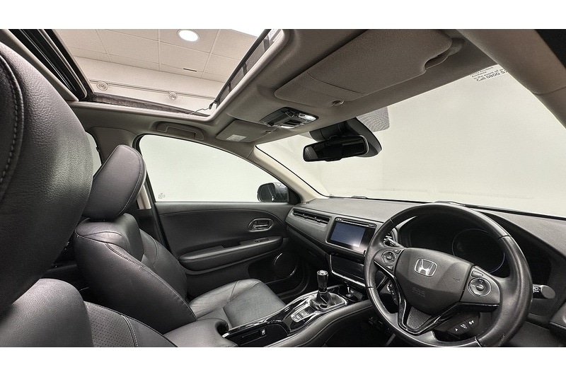 Used Honda HR-V 2016 for sale - 77953436: Photo 32