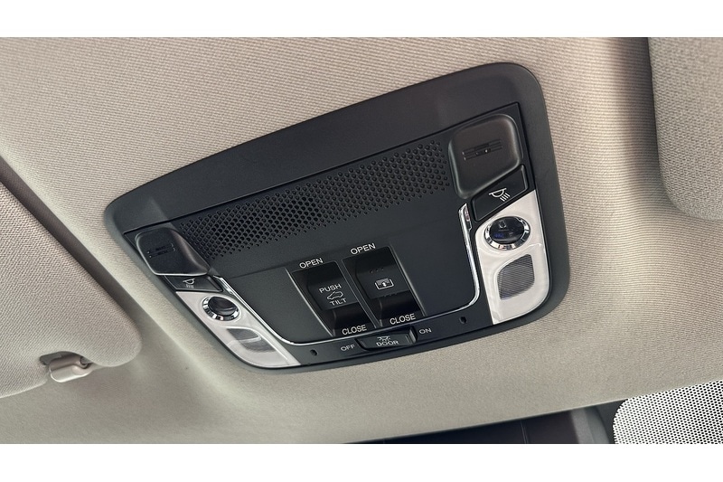 Used Honda HR-V 2016 for sale - 77953436: Photo 51