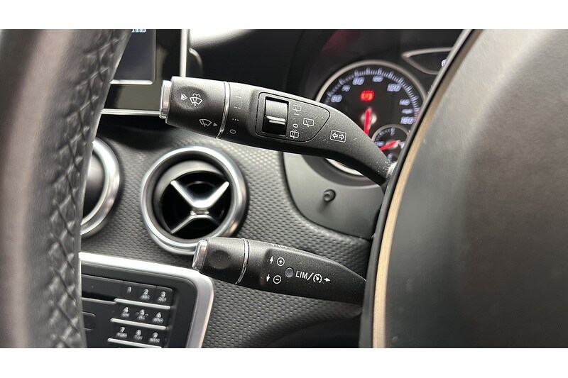 Used Mercedes-Benz A-Class 2017 for sale - 77905980: Photo 32