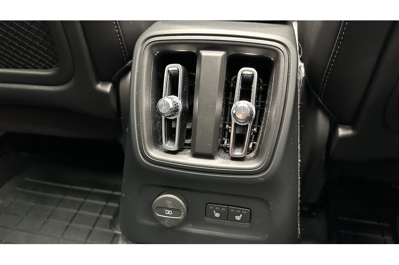 Used Volvo XC40 2022 for sale - 77303163: Photo 33