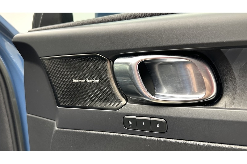 Used Volvo XC40 2022 for sale - 77303163: Photo 39