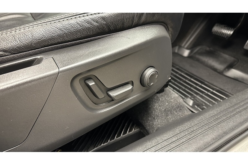 Used Volvo XC40 2022 for sale - 77303163: Photo 40