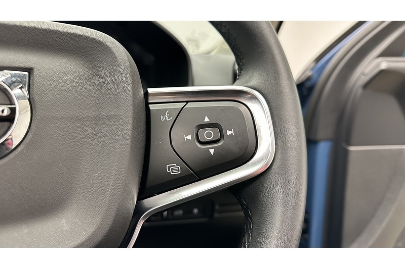 Used Volvo XC40 2022 for sale - 77303163: Photo 45