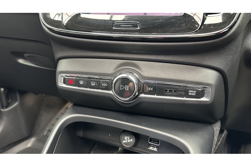 Used Volvo XC40 2022 for sale - 77303163: Photo 51