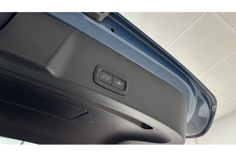 Used Volvo XC40 2022 for sale - 77303163: Photo 56