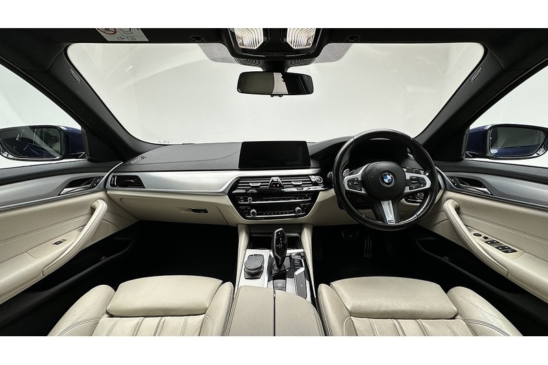 Used BMW 5 Series 2019 for sale - 77640090: Photo 2