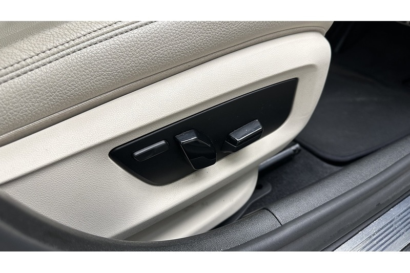 Used BMW 5 Series 2019 for sale - 77640090: Photo 31