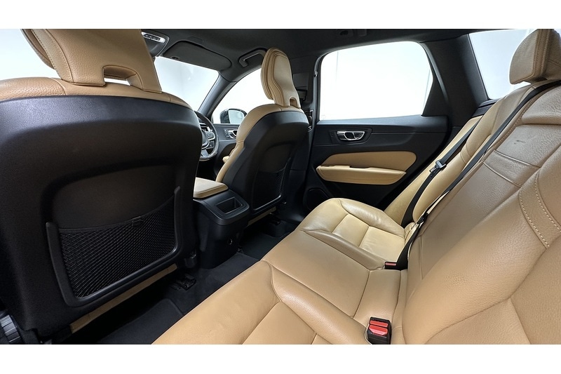 Used Volvo XC60 2018 for sale - 76784284: Photo 25