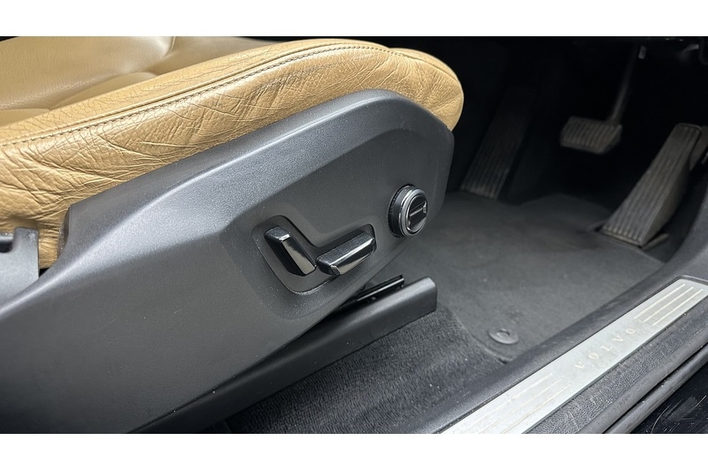 Used Volvo XC60 2018 for sale - 76784284: Photo 33