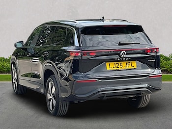 Used Volkswagen Touran 2025 for sale - 75505260: Photo