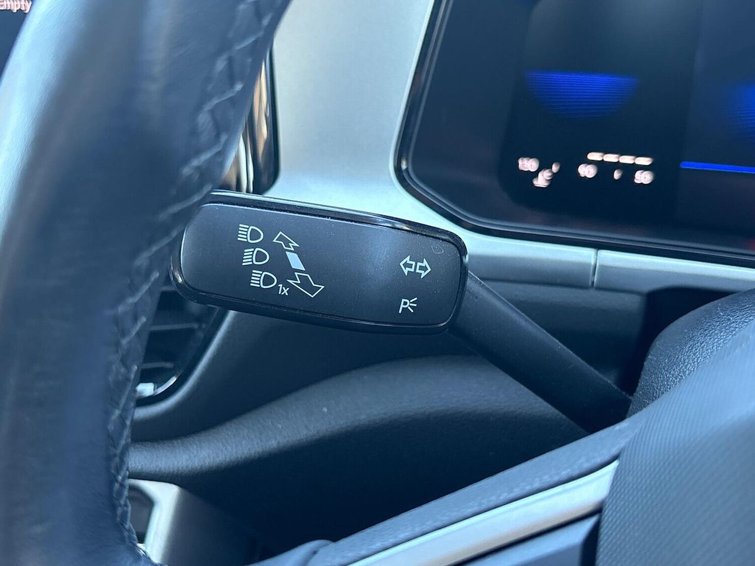 Used Volkswagen T-Roc 2022 for sale - 78194365: Photo 26