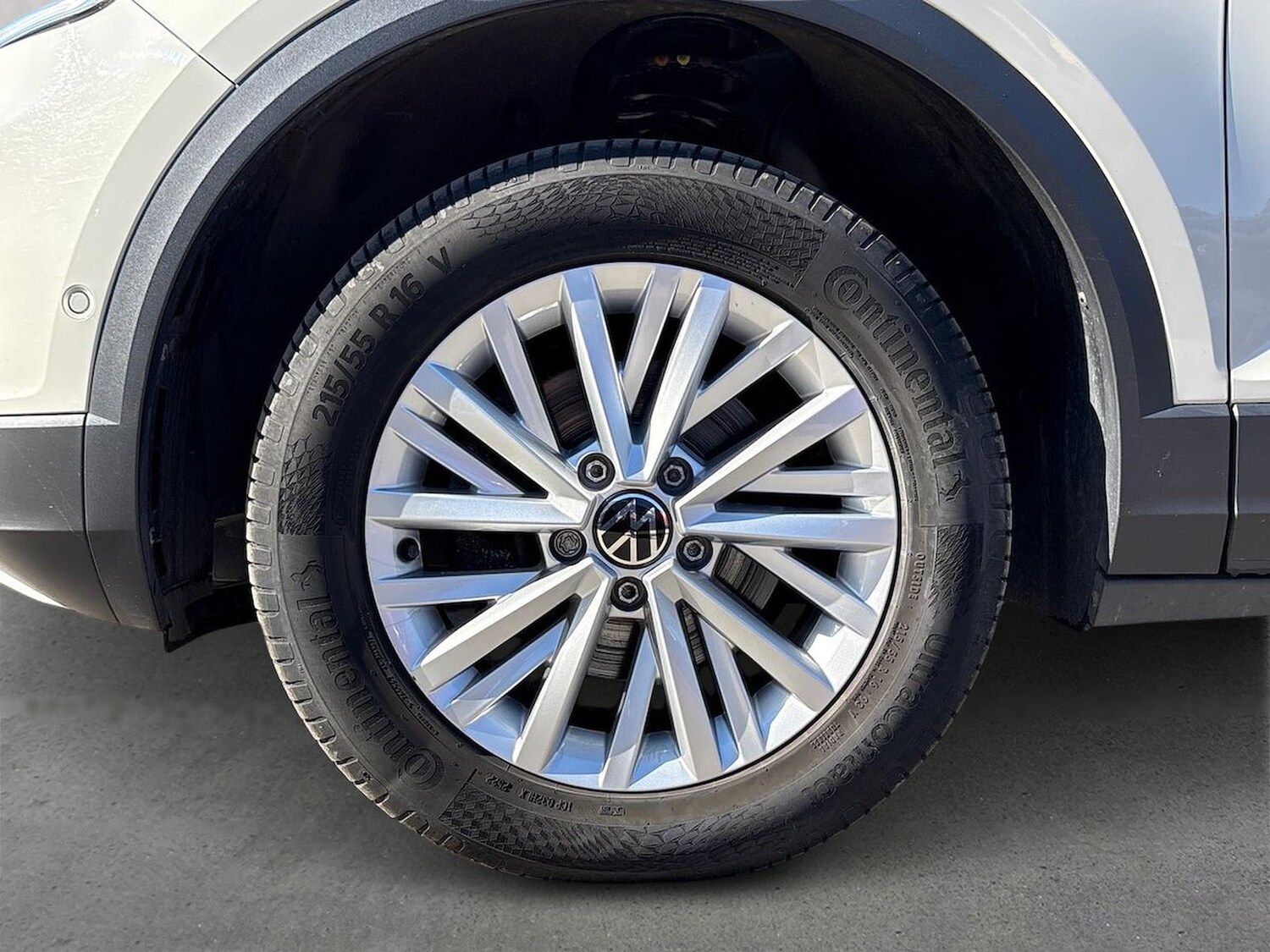 Used Volkswagen T-Roc 2022 for sale - 78194365: Photo 6