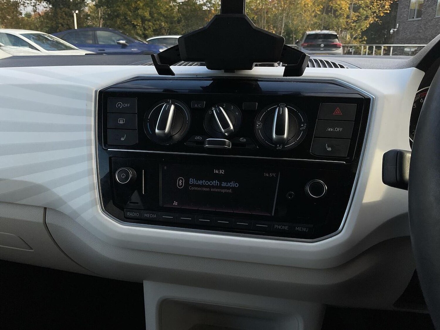 Used Volkswagen up! 2022 for sale - 76444697: Photo 12