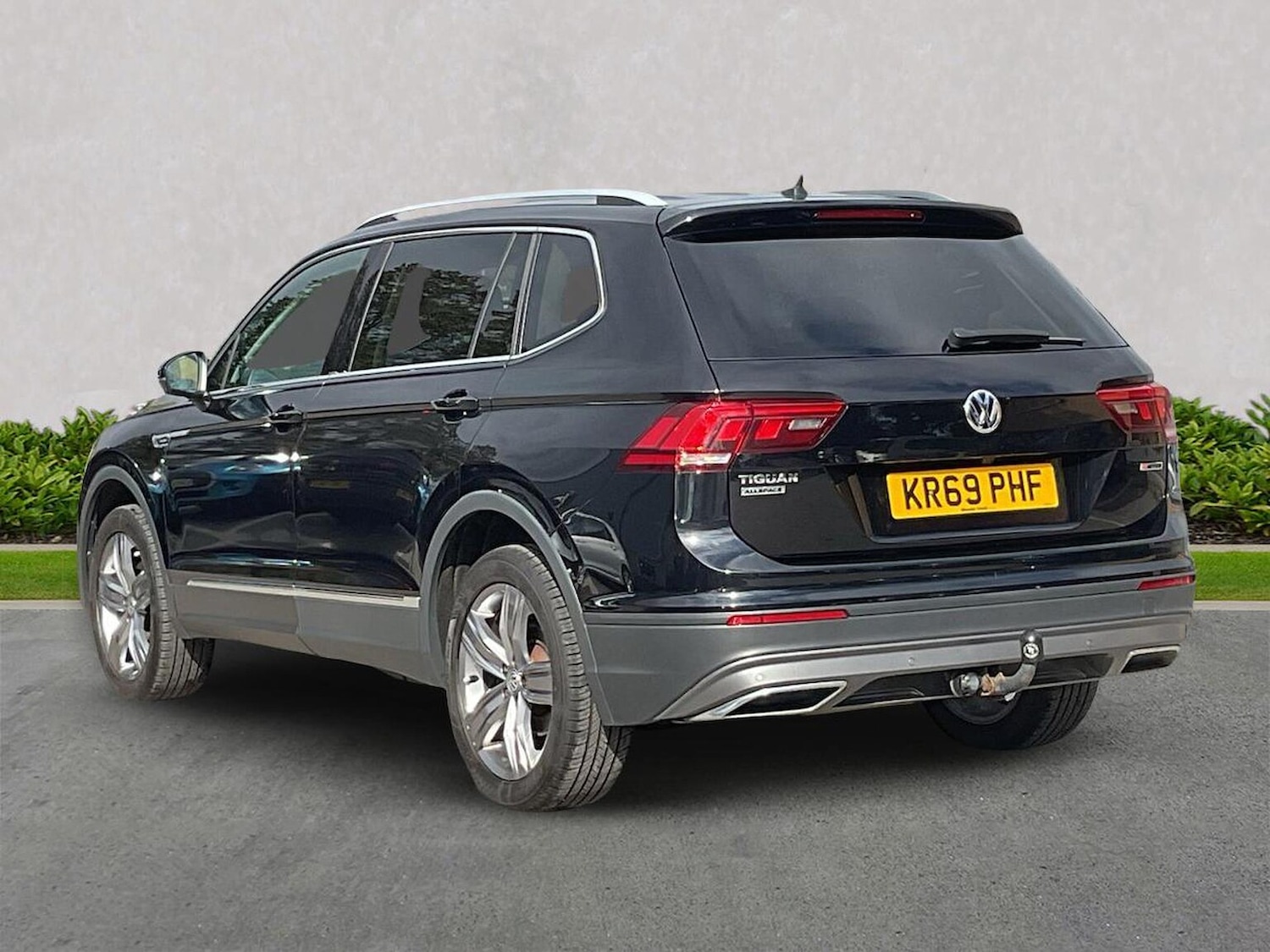 Used Volkswagen Tiguan Allspace 2019 for sale - 76264373: Photo 2