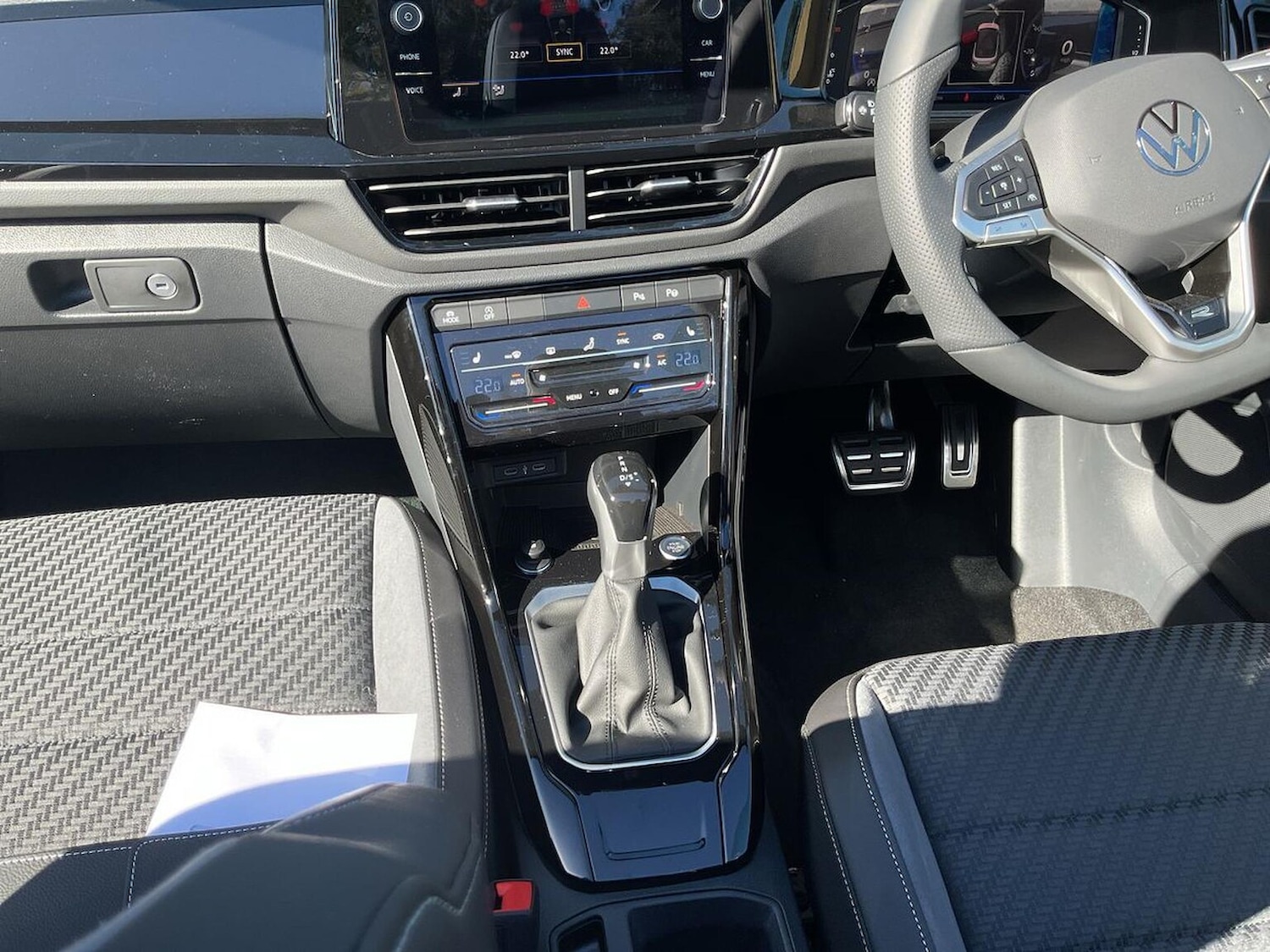 Used Volkswagen T-Roc 2025 for sale - 76193237: Photo 13