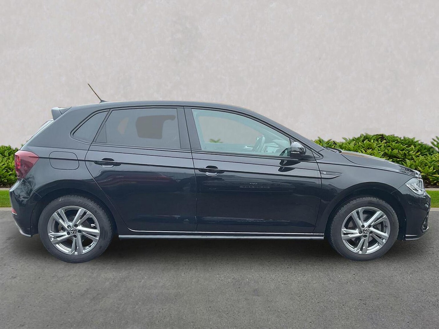 Used Volkswagen Polo 2024 for sale - 77487575: Photo 3