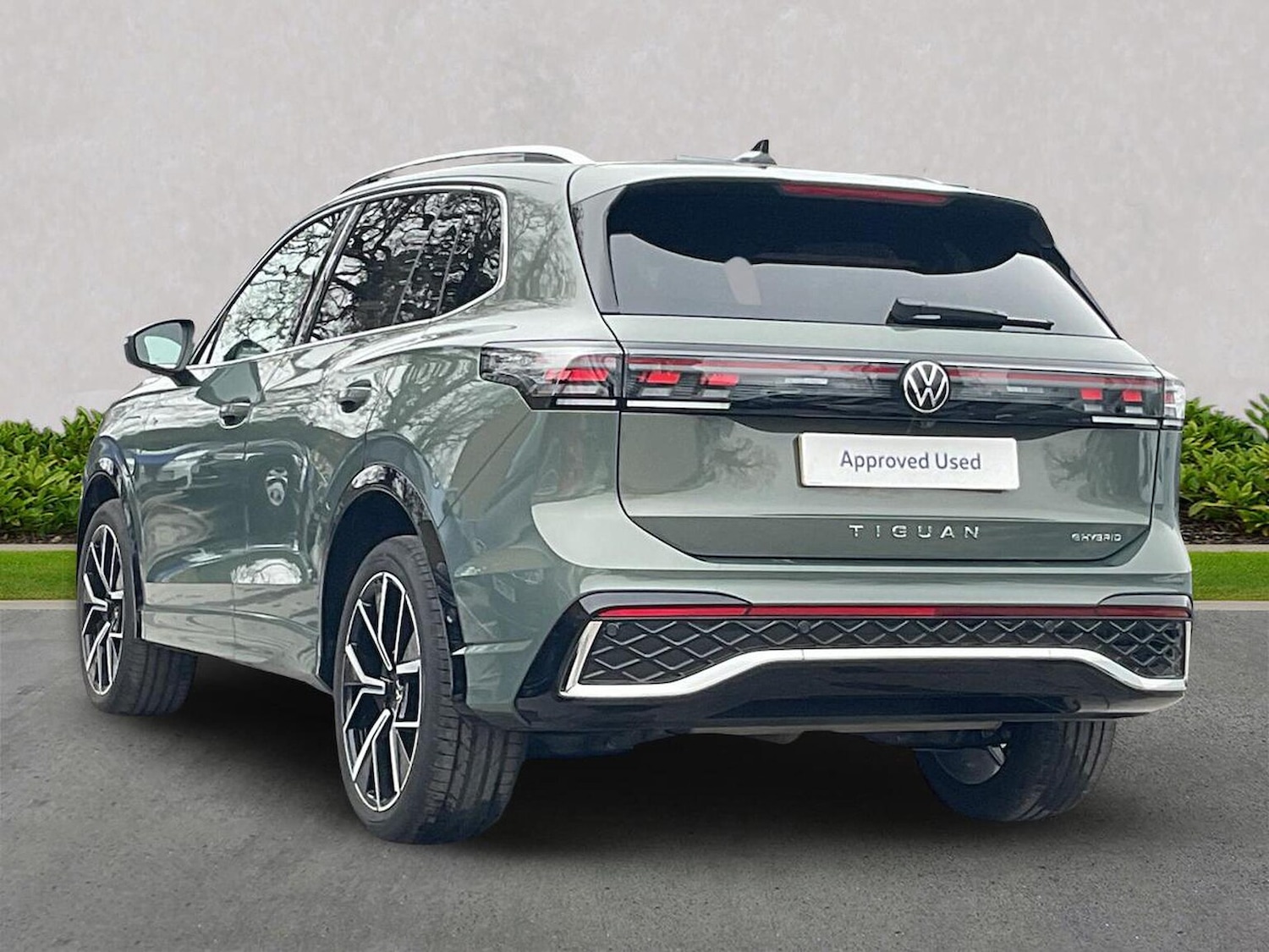 Used Volkswagen Tiguan 2025 for sale - 76893250: Photo 2