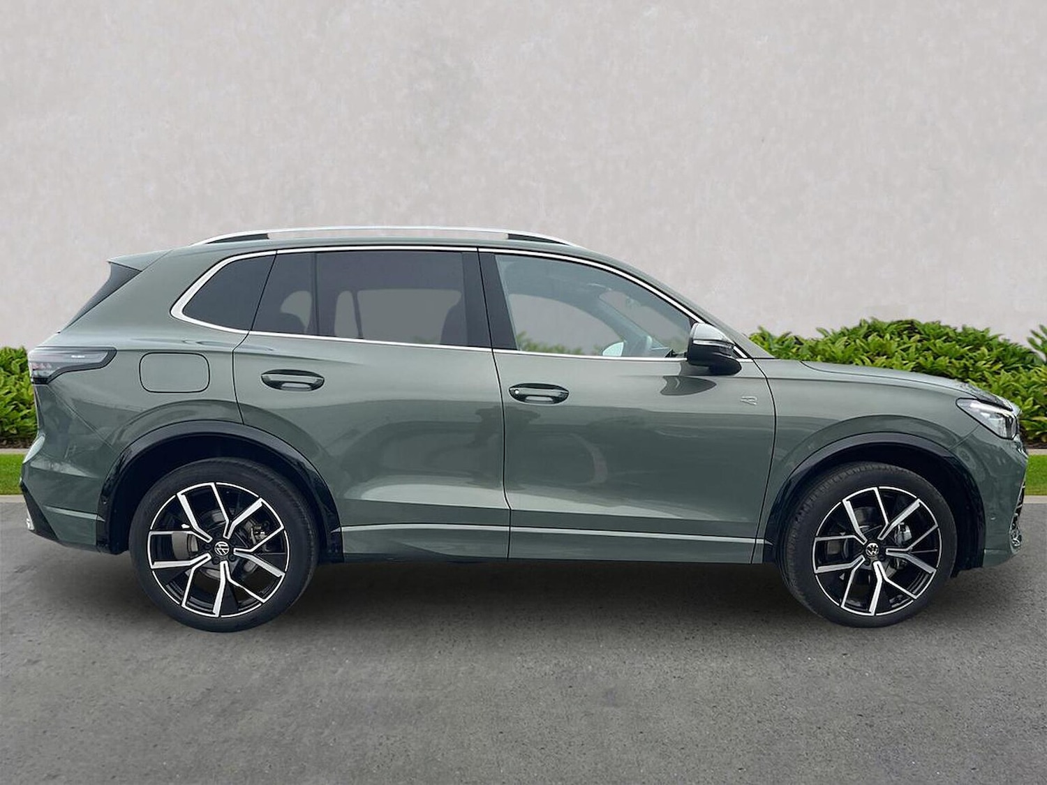 Used Volkswagen Tiguan 2025 for sale - 76893250: Photo 3