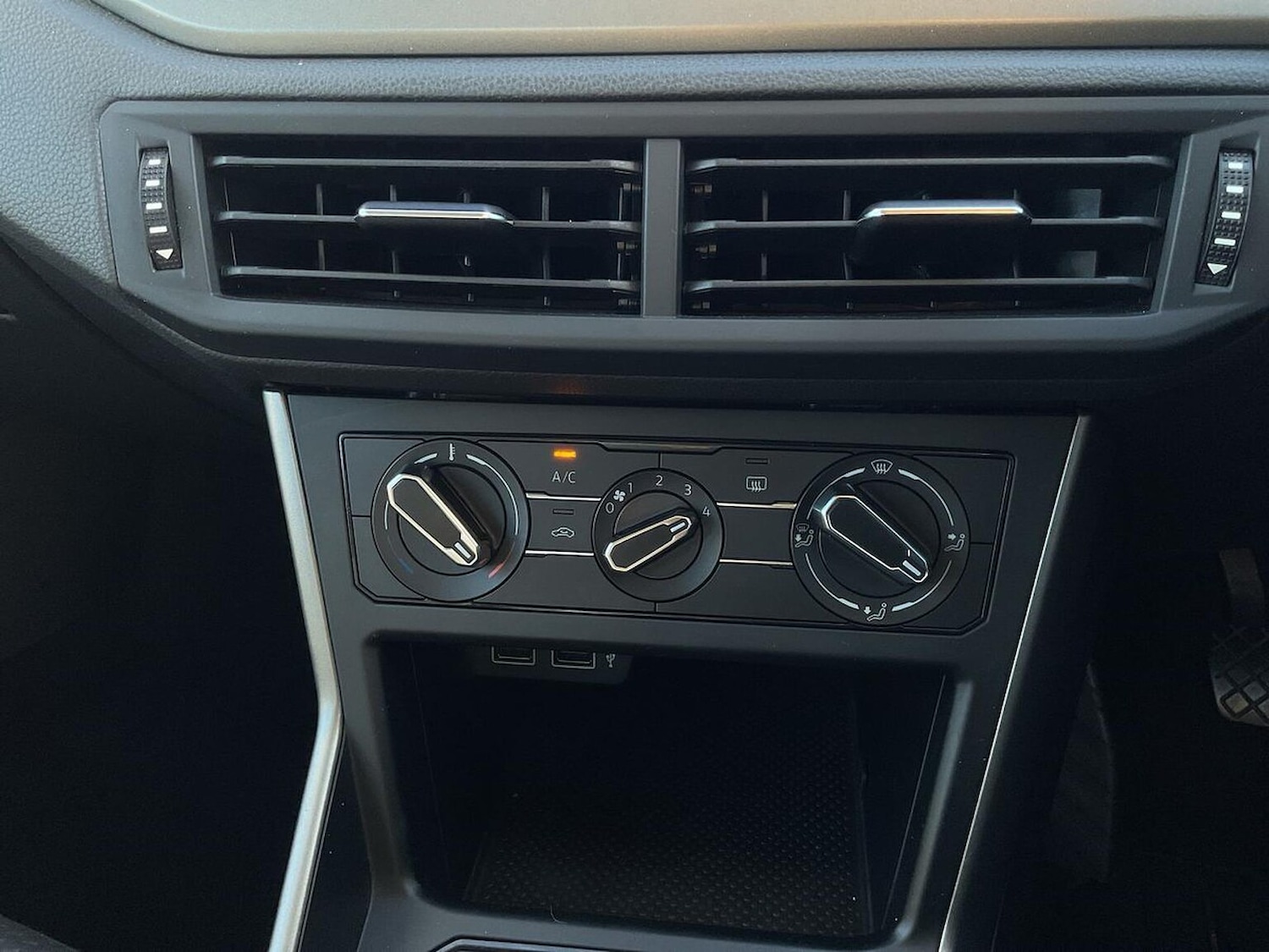 Used Volkswagen Polo 2018 for sale - 76655876: Photo 12