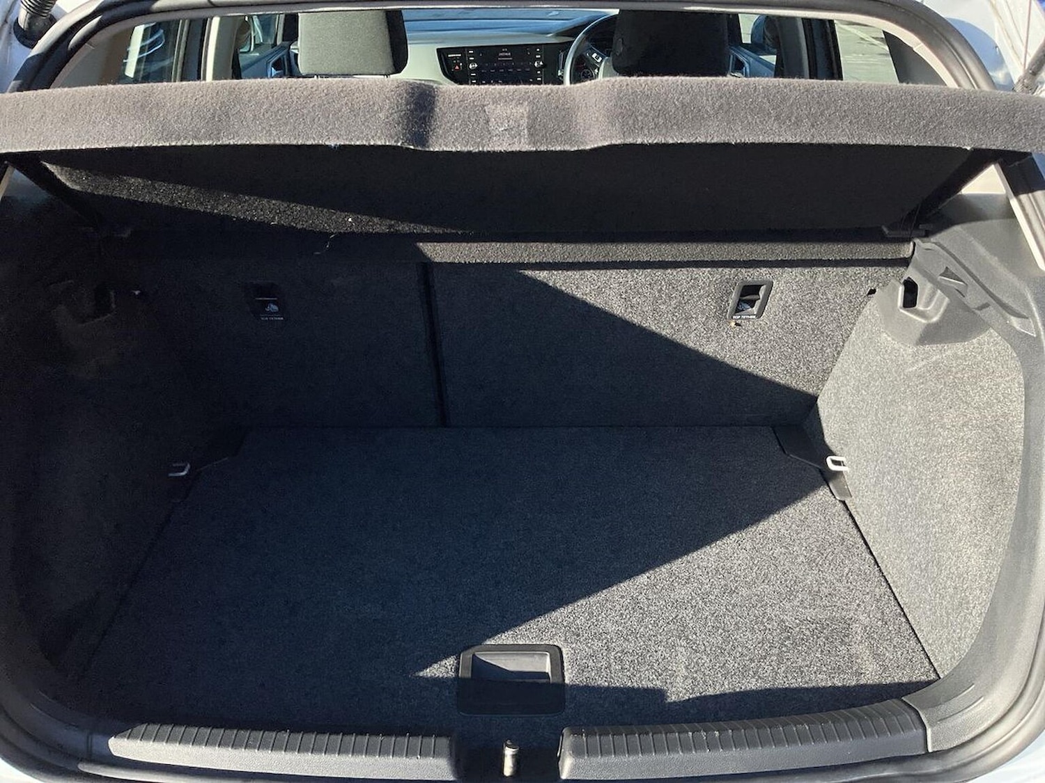 Used Volkswagen Polo 2018 for sale - 76655876: Photo 17