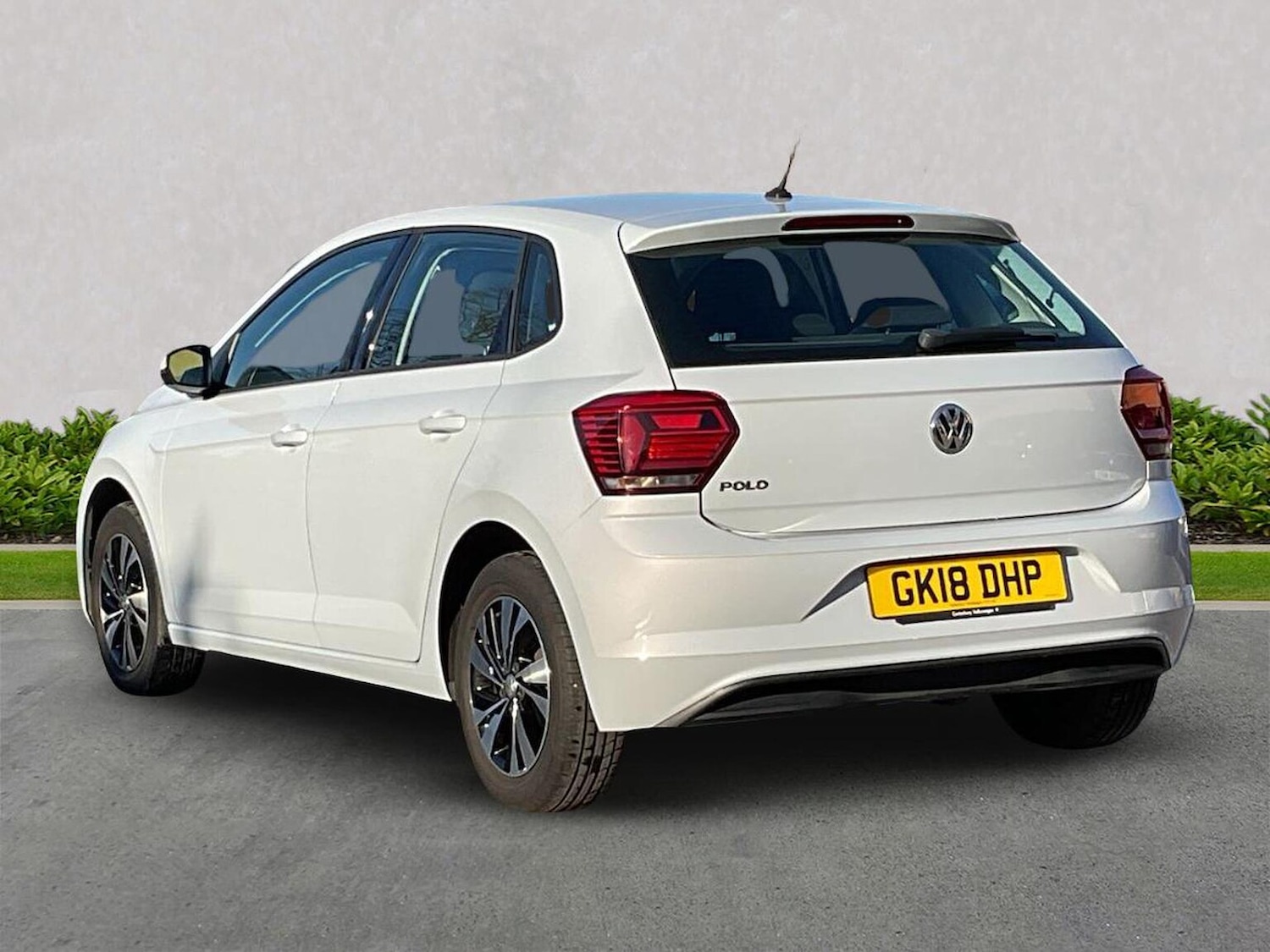 Used Volkswagen Polo 2018 for sale - 76655876: Photo 2